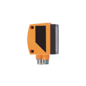 Sensor de visión 2D IFM O2V104 con óptica de teleobjetivo y conector M12 para control de calidad óptica en tableros de automatización de AD Peruana de Tecnología